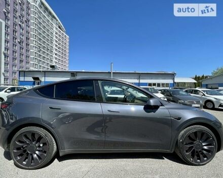 Сірий Тесла Model Y, об'ємом двигуна 0 л та пробігом 25 тис. км за 71500 $, фото 6 на Automoto.ua