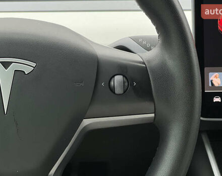 Сірий Тесла Model Y, об'ємом двигуна 0 л та пробігом 76 тис. км за 26850 $, фото 12 на Automoto.ua