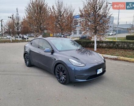 Серый Тесла Model Y, объемом двигателя 0 л и пробегом 100 тыс. км за 23500 $, фото 2 на Automoto.ua