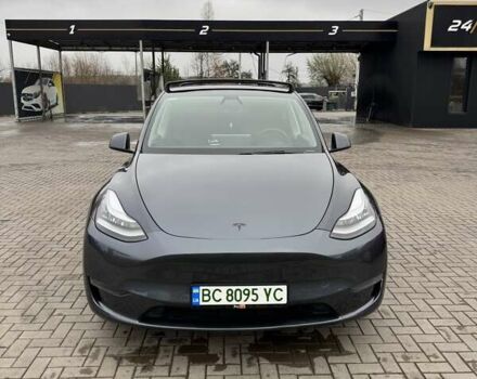Серый Тесла Model Y, объемом двигателя 0 л и пробегом 63 тыс. км за 23900 $, фото 3 на Automoto.ua