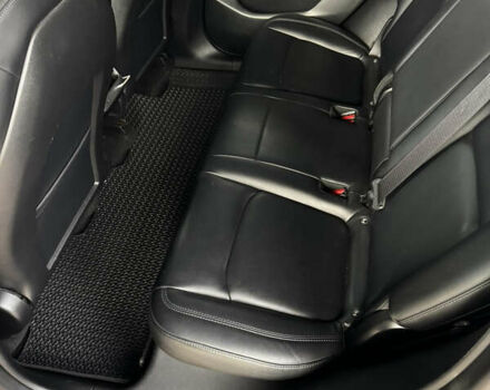 Серый Тесла Model Y, объемом двигателя 0 л и пробегом 94 тыс. км за 23000 $, фото 6 на Automoto.ua