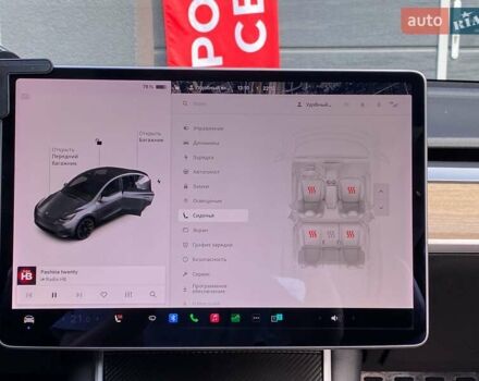 Серый Тесла Model Y, объемом двигателя 0 л и пробегом 123 тыс. км за 23999 $, фото 19 на Automoto.ua