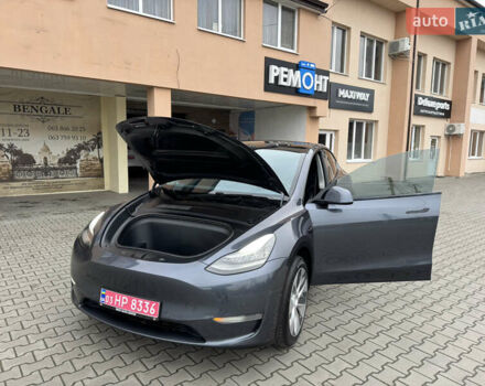 Серый Тесла Model Y, объемом двигателя 0 л и пробегом 170 тыс. км за 19500 $, фото 35 на Automoto.ua