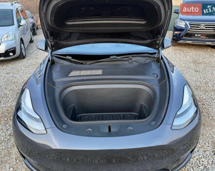 Тесла Model Y 2020 в Коломые на Automoto.ua Серый Тесла Model Y, объемом двигателя 0 л и пробегом 44 тыс. км за 26550 $, фото 51 на Automoto.ua
