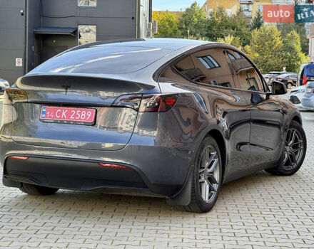 Серый Тесла Model Y, объемом двигателя 0 л и пробегом 100 тыс. км за 23000 $, фото 2 на Automoto.ua