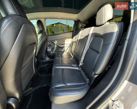 Сірий Тесла Model Y, об'ємом двигуна 0 л та пробігом 129 тис. км за 22500 $, фото 31 на Automoto.ua