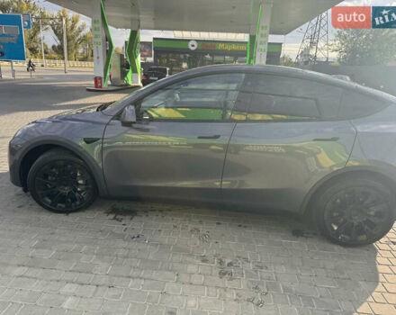 Серый Тесла Model Y, объемом двигателя 0 л и пробегом 170 тыс. км за 23000 $, фото 6 на Automoto.ua