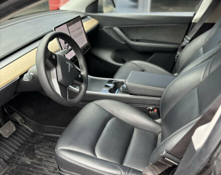 Серый Тесла Model Y, объемом двигателя 0 л и пробегом 92 тыс. км за 23500 $, фото 15 на Automoto.ua