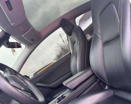 Сірий Тесла Model Y, об'ємом двигуна 0 л та пробігом 71 тис. км за 25500 $, фото 8 на Automoto.ua