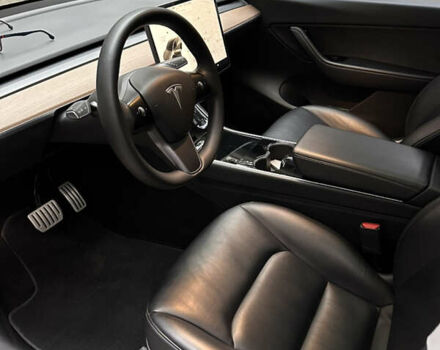 Сірий Тесла Model Y, об'ємом двигуна 0 л та пробігом 113 тис. км за 25800 $, фото 21 на Automoto.ua