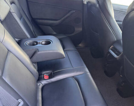 Серый Тесла Model Y, объемом двигателя 0 л и пробегом 84 тыс. км за 21500 $, фото 7 на Automoto.ua