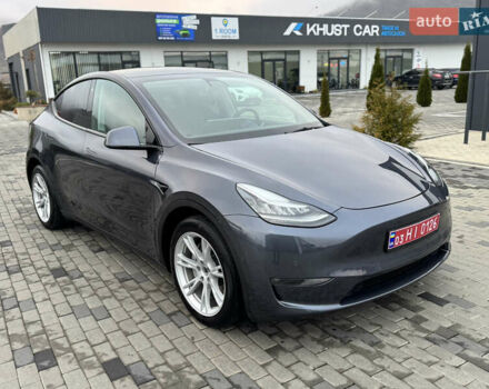 Серый Тесла Model Y, объемом двигателя 0 л и пробегом 128 тыс. км за 20300 $, фото 3 на Automoto.ua