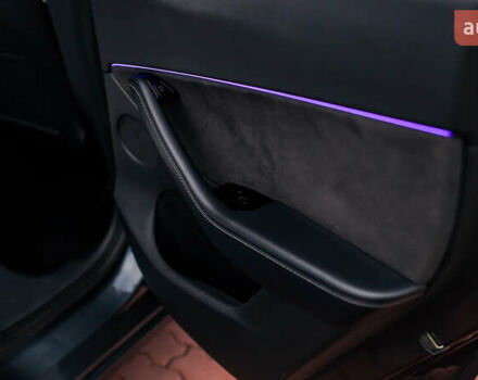 Сірий Тесла Model Y, об'ємом двигуна 0 л та пробігом 75 тис. км за 26499 $, фото 29 на Automoto.ua