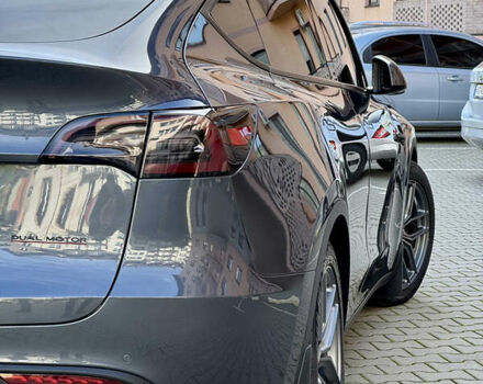 Серый Тесла Model Y, объемом двигателя 0 л и пробегом 100 тыс. км за 23000 $, фото 13 на Automoto.ua