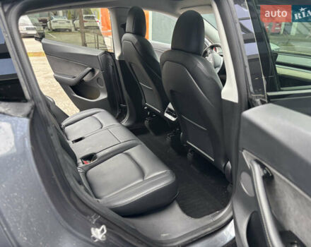 Серый Тесла Model Y, объемом двигателя 0 л и пробегом 92 тыс. км за 23500 $, фото 18 на Automoto.ua