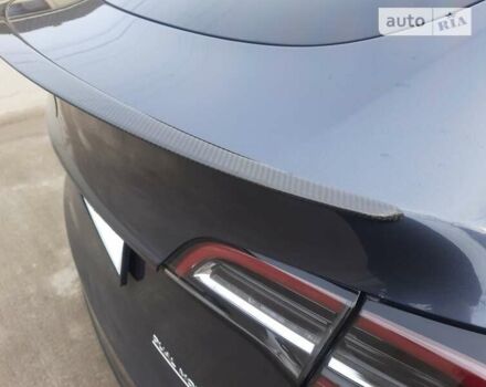 Серый Тесла Model Y, объемом двигателя 0 л и пробегом 48 тыс. км за 28500 $, фото 2 на Automoto.ua