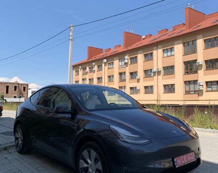 Серый Тесла Model Y, объемом двигателя 0 л и пробегом 136 тыс. км за 23000 $, фото 3 на Automoto.ua