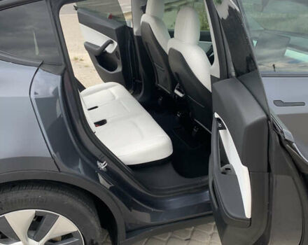 Сірий Тесла Model Y, об'ємом двигуна 0 л та пробігом 170 тис. км за 22900 $, фото 28 на Automoto.ua