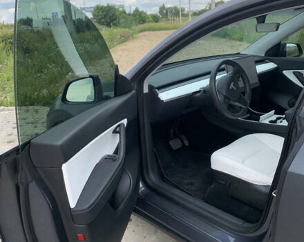 Сірий Тесла Model Y, об'ємом двигуна 0 л та пробігом 170 тис. км за 22900 $, фото 31 на Automoto.ua