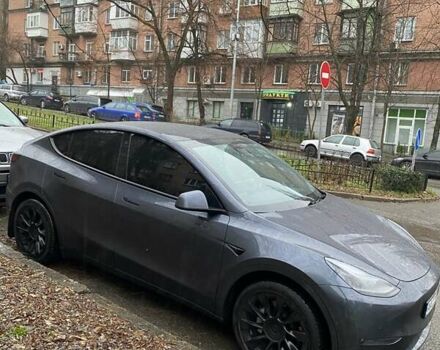 Серый Тесла Model Y, объемом двигателя 0 л и пробегом 98 тыс. км за 21600 $, фото 6 на Automoto.ua