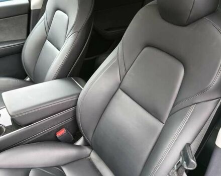 Сірий Тесла Model Y, об'ємом двигуна 0 л та пробігом 32 тис. км за 27700 $, фото 1 на Automoto.ua