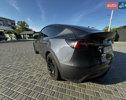 Серый Тесла Model Y, объемом двигателя 0 л и пробегом 129 тыс. км за 22000 $, фото 5 на Automoto.ua