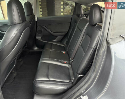 Серый Тесла Model Y, объемом двигателя 0 л и пробегом 170 тыс. км за 19500 $, фото 30 на Automoto.ua