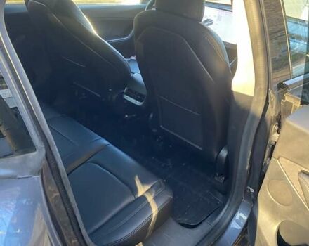 Серый Тесла Model Y, объемом двигателя 0 л и пробегом 193 тыс. км за 22500 $, фото 9 на Automoto.ua