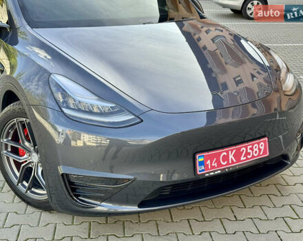 Серый Тесла Model Y, объемом двигателя 0 л и пробегом 100 тыс. км за 23000 $, фото 11 на Automoto.ua