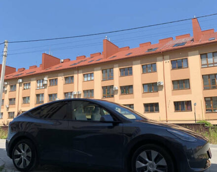 Серый Тесла Model Y, объемом двигателя 0 л и пробегом 136 тыс. км за 23000 $, фото 6 на Automoto.ua