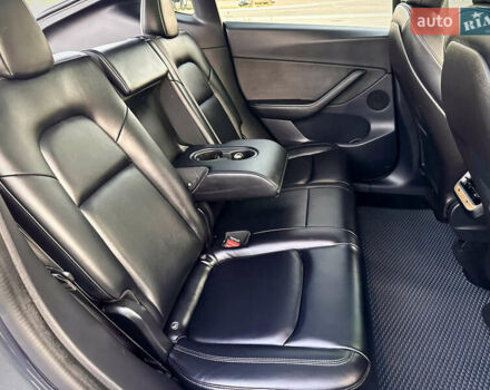 Сірий Тесла Model Y, об'ємом двигуна 0 л та пробігом 96 тис. км за 23999 $, фото 30 на Automoto.ua
