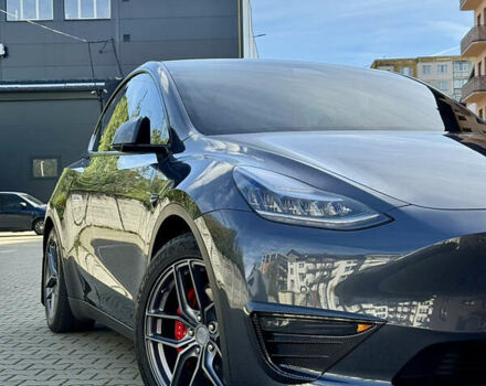 Серый Тесла Model Y, объемом двигателя 0 л и пробегом 100 тыс. км за 23000 $, фото 10 на Automoto.ua