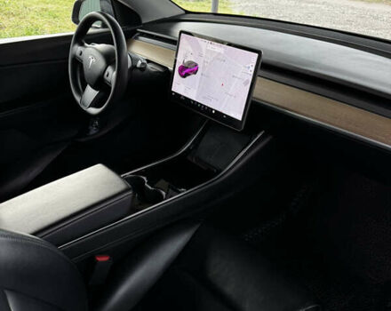 Серый Тесла Model Y, объемом двигателя 0 л и пробегом 94 тыс. км за 23000 $, фото 9 на Automoto.ua