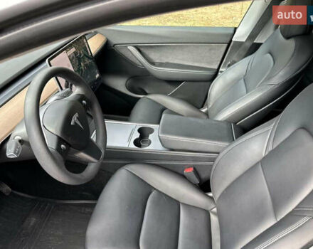 Серый Тесла Model Y, объемом двигателя 0 л и пробегом 60 тыс. км за 23800 $, фото 6 на Automoto.ua