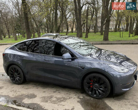 Серый Тесла Model Y, объемом двигателя 0 л и пробегом 90 тыс. км за 30000 $, фото 3 на Automoto.ua