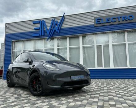 Серый Тесла Model Y, объемом двигателя 0 л и пробегом 77 тыс. км за 30555 $, фото 39 на Automoto.ua