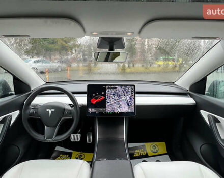 Сірий Тесла Model Y, об'ємом двигуна 0 л та пробігом 76 тис. км за 26850 $, фото 15 на Automoto.ua