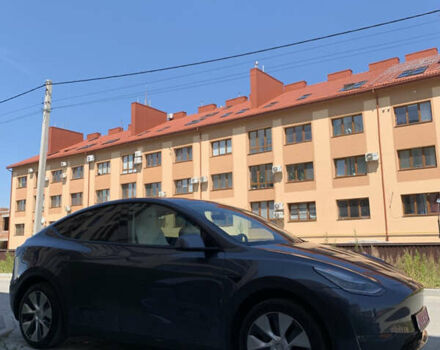 Серый Тесла Model Y, объемом двигателя 0 л и пробегом 136 тыс. км за 23000 $, фото 5 на Automoto.ua