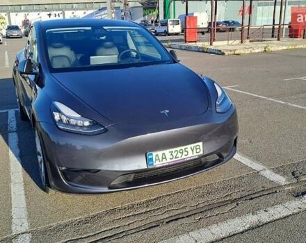 Серый Тесла Model Y, объемом двигателя 0 л и пробегом 114 тыс. км за 25500 $, фото 1 на Automoto.ua