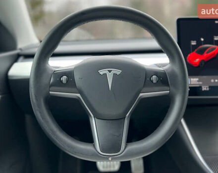 Сірий Тесла Model Y, об'ємом двигуна 0 л та пробігом 76 тис. км за 26850 $, фото 10 на Automoto.ua