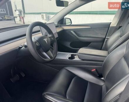Серый Тесла Model Y, объемом двигателя 0 л и пробегом 110 тыс. км за 22000 $, фото 8 на Automoto.ua