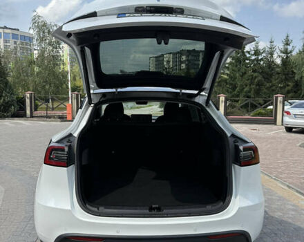 Серый Тесла Model Y, объемом двигателя 0 л и пробегом 60 тыс. км за 25200 $, фото 7 на Automoto.ua