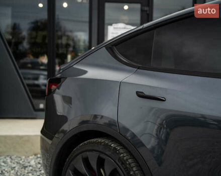 Серый Тесла Model Y, объемом двигателя 0 л и пробегом 122 тыс. км за 25400 $, фото 8 на Automoto.ua