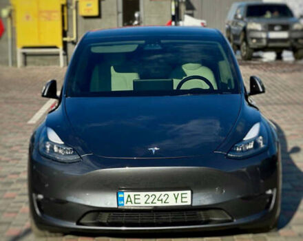 Серый Тесла Model Y, объемом двигателя 0 л и пробегом 58 тыс. км за 29999 $, фото 2 на Automoto.ua