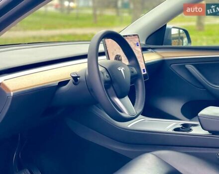 Серый Тесла Model Y, объемом двигателя 0 л и пробегом 92 тыс. км за 24499 $, фото 8 на Automoto.ua