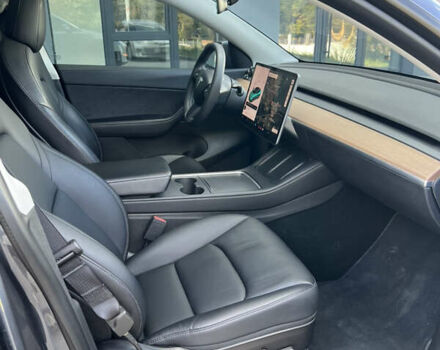Серый Тесла Model Y, объемом двигателя 0 л и пробегом 57 тыс. км за 23300 $, фото 9 на Automoto.ua