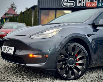 Серый Тесла Model Y, объемом двигателя 0 л и пробегом 107 тыс. км за 23999 $, фото 15 на Automoto.ua