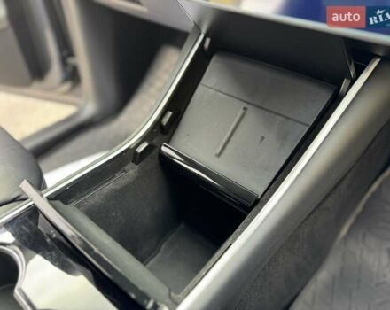 Серый Тесла Model Y, объемом двигателя 0 л и пробегом 211 тыс. км за 18950 $, фото 54 на Automoto.ua