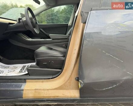 Сірий Тесла Model Y, об'ємом двигуна 0 л та пробігом 102 тис. км за 18200 $, фото 19 на Automoto.ua