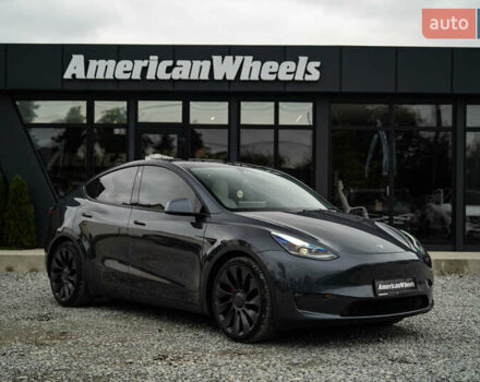 Серый Тесла Model Y, объемом двигателя 0 л и пробегом 122 тыс. км за 25400 $, фото 2 на Automoto.ua